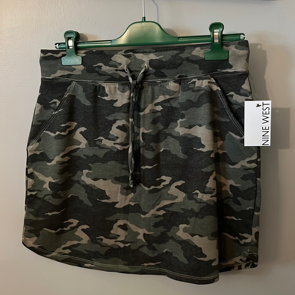 Nine West Skirt